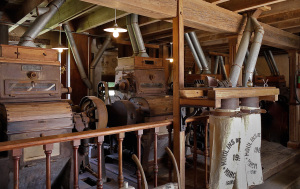 La minoterie à cylindres de 1908 - Cinq machine "Roses frères"